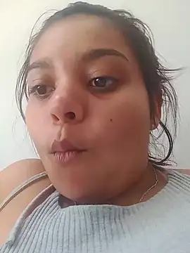 stefanie010 online show from 12/27/24, 03:48