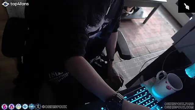 osirispouk online show from 12/19/24, 07:29