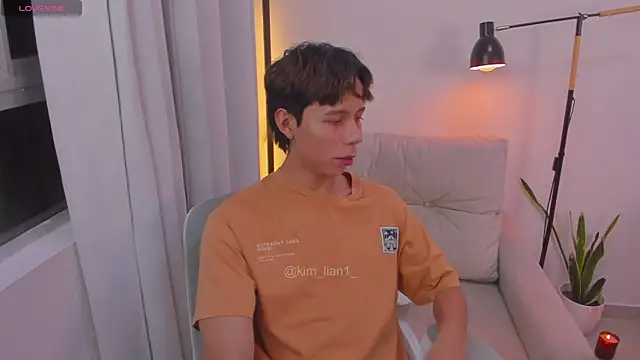 kim lian21 online show from 09/15/25, 03:40