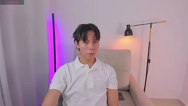 kim lian21 online show from 03/11/26, 10:20