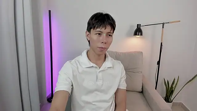 kim lian21 online show from 11/30/25, 06:58