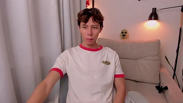 kim lian21 online show from 10/14/25, 12:28