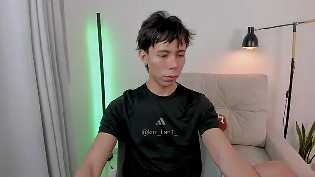 kim lian21 online show from 12/02/25, 11:01