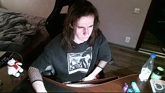 izilizi 23 online show from 02/14/25, 05:14