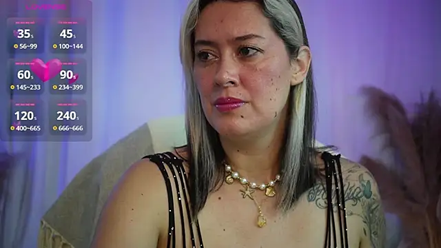 isaibanez online show from 03/28/26, 01:45