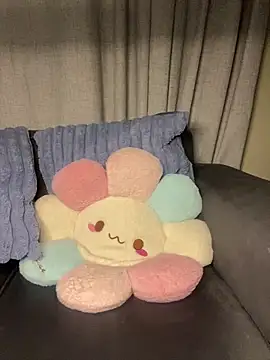 YellowHoneyDip online show from 01/13/26, 07:51