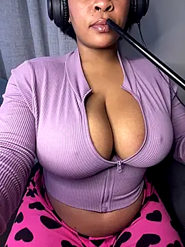 YellowHoneyDip online show from 09/29/25, 08:21