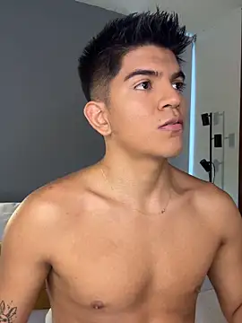 santiago 01 online show from 03/18/26, 09:26