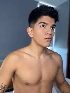 santiago 01 online show from 09/27/25, 07:31