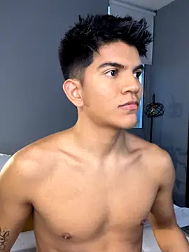 santiago 01 online show from 10/01/25, 10:46