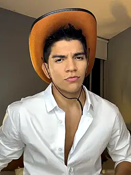 santiago 01 online show from 11/01/25, 12:28