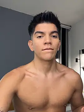 santiago 01 online show from 11/23/25, 12:31