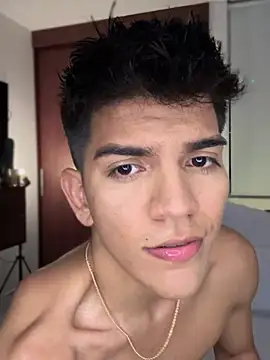 santiago 01 online show from 03/19/25, 12:04