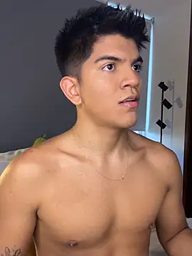 santiago 01 online show from 03/27/26, 09:27