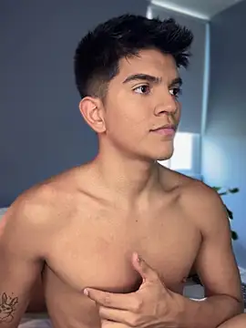 santiago 01 online show from 09/08/25, 07:57