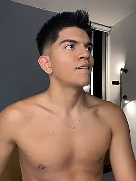 santiago 01 online show from 02/21/26, 01:07