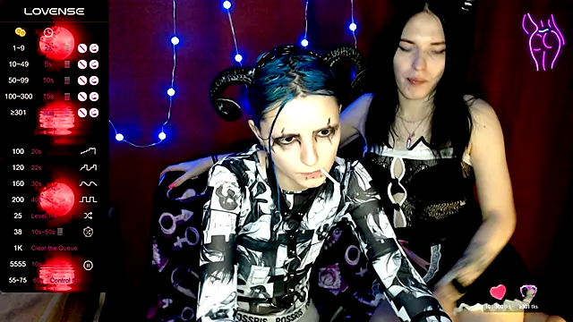 Snapshot of sky9669 chatting on 12/01/24, 04:34 sky9669 online show from 12/01/24, 04:34
