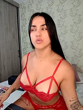 Snapshot of Bella_Fior chatting on 02/25/26, 12:55 Bella Fior online show from 02/25/26, 12:55