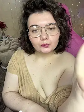 DenisHailey online show from 05/05/26, 06:11