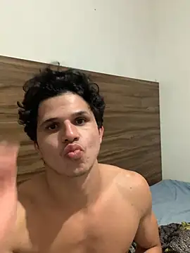 pedrovkr3 online show from 12/11/24, 12:12