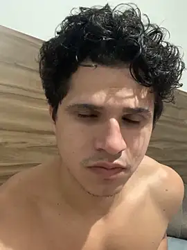 pedrovkr3 online show from 12/02/24, 02:15