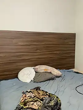 pedrovkr3 online show from 12/05/24, 10:28