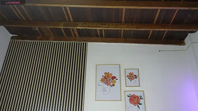 LillyDolls23 online show from 10/26/25, 12:49