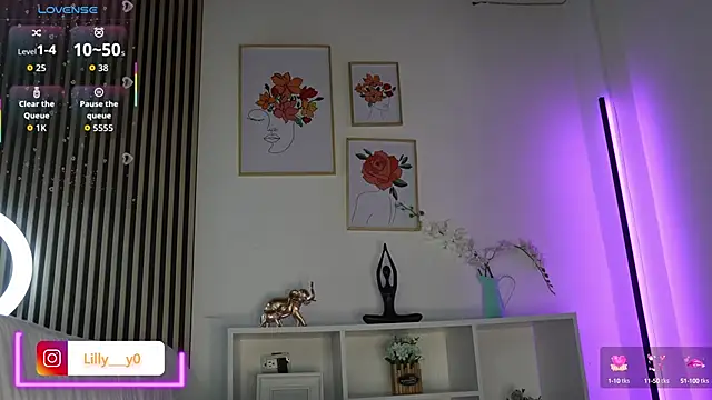 LillyDolls23 online show from 09/26/25, 12:23