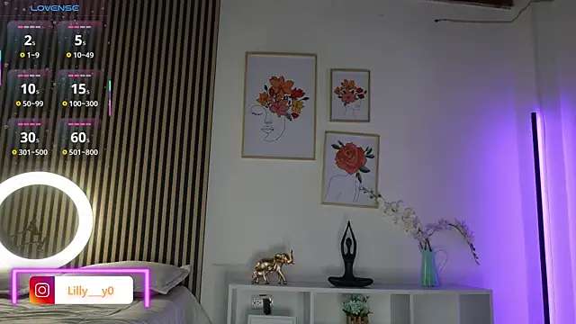 LillyDolls23 online show from 09/30/25, 12:22