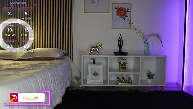 LillyDolls23 online show from 09/20/25, 12:54