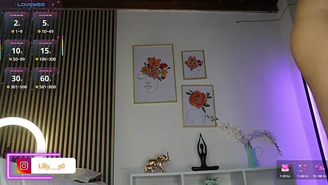 LillyDolls23 online show from 10/01/25, 11:58