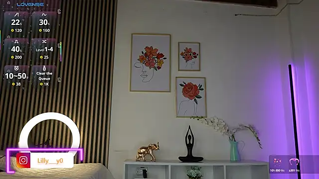 LillyDolls23 online show from 10/16/25, 12:35