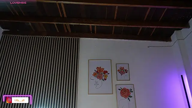 LillyDolls23 online show from 03/18/26, 01:24