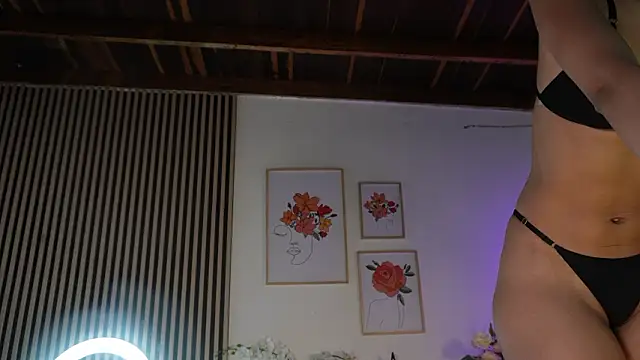 LillyDolls23 online show from 03/25/26, 01:21