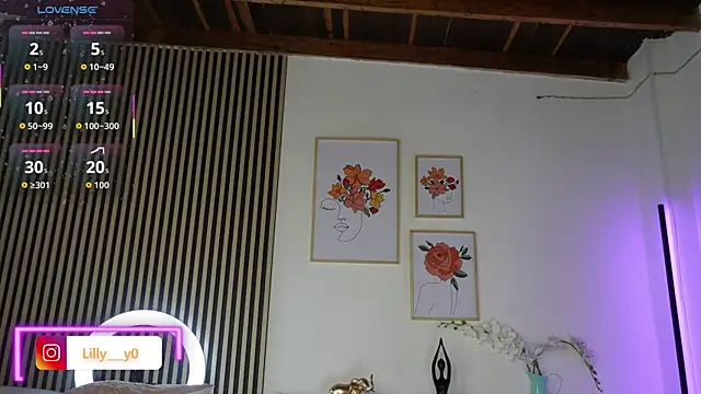 LillyDolls23 online show from 10/18/25, 12:51