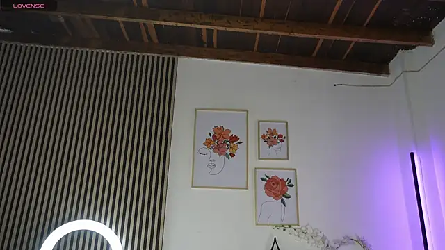 LillyDolls23 online show from 10/19/25, 01:03