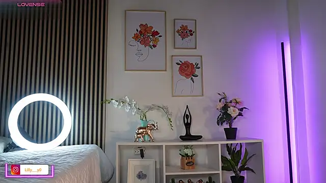 LillyDolls23 online show from 04/02/26, 01:40