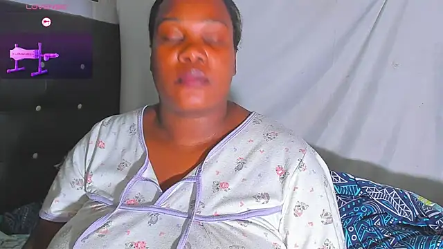 kasandra smith  online show from 02/27/25, 01:52