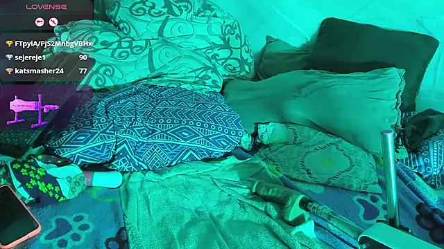 kasandra smith  online show from 03/04/25, 01:23