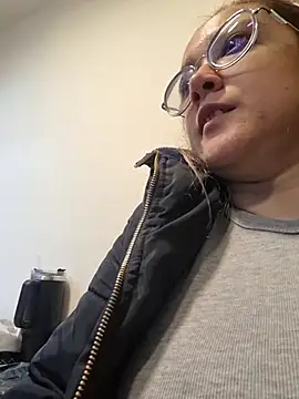 NaomiShimizu online show from 04/15/26, 05:17