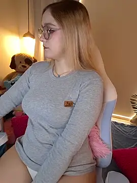 NaomiShimizu online show from 04/15/26, 07:58