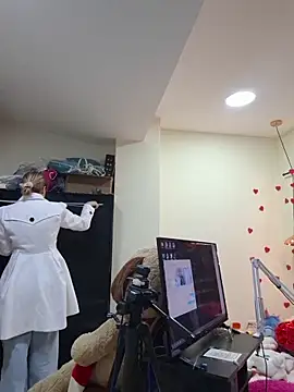 NaomiShimizu online show from 02/20/26, 08:55