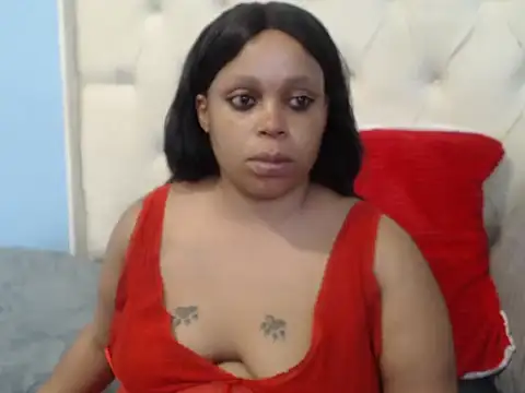 THESHORTQUEEN online show from 11/24/25, 05:40