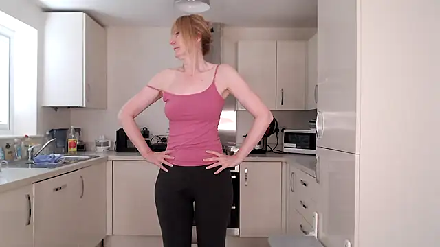 Snapshot of British_Goddess_Anna chatting on 07/18/26, 08:12 British Goddess Anna online show from 07/18/26, 08:12