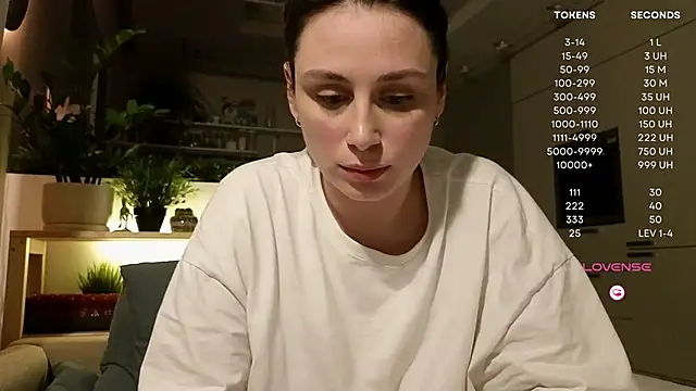 Snapshot of moon_deity_ chatting on 01/10/25, 06:17 moon deity online show from 01/10/25, 06:17