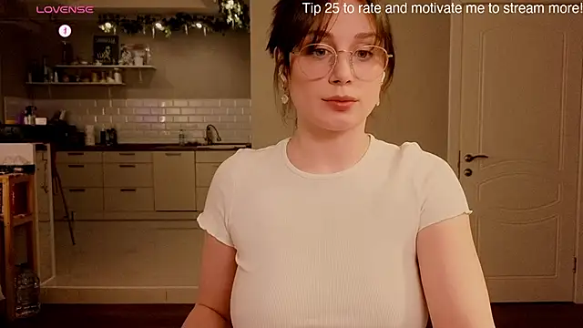 moon deity  online show from 03/25/26, 06:40