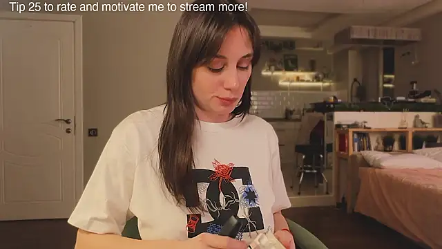 moon deity  online show from 02/16/26, 08:51