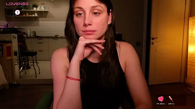 moon deity  online show from 04/15/26, 05:28