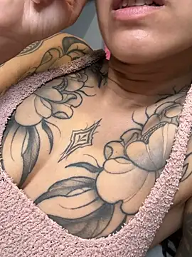 Nadiasexy online show from 03/22/25, 12:49