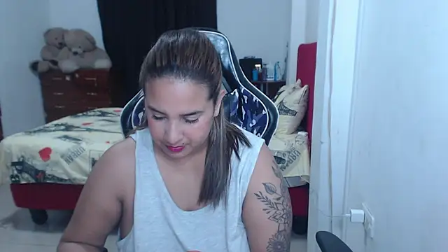 KathyHardcore69 online show from 12/21/25, 01:41